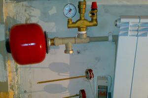 Expansion tank for heating - a must